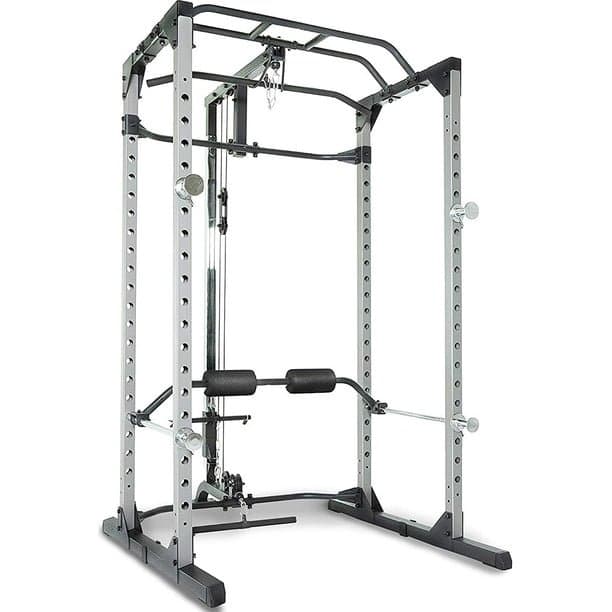 Fitness Reality power cage with lat attachment and safety features