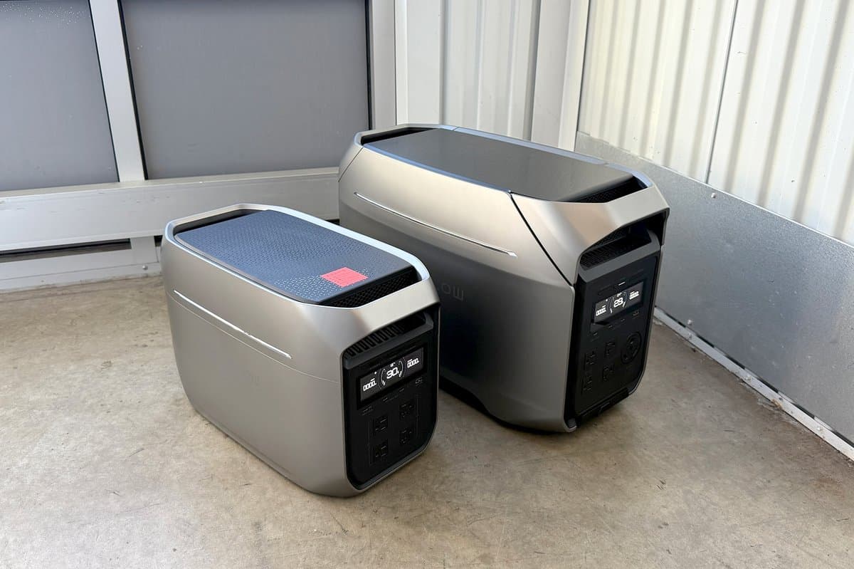 EcoFlow DELTA 3 Ultra Plus charging multiple devices simultaneously