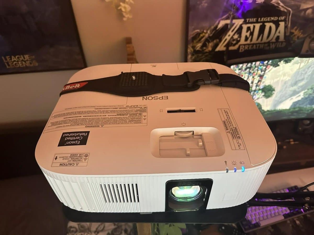 Epson Home Cinema 2350 3LCD projector for outdoor use