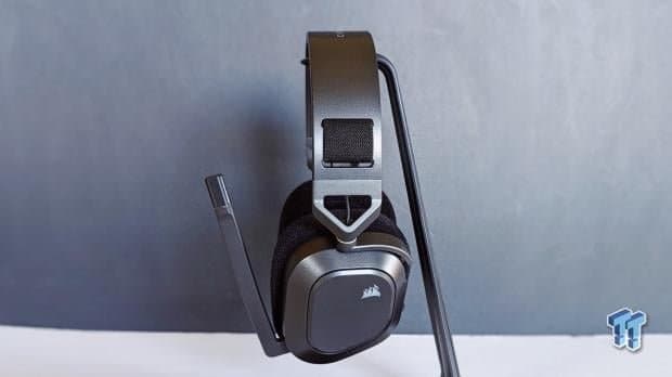 Corsair HS80 Max wireless gaming headset with premium fabric ear cushions and broadcast-quality microphone