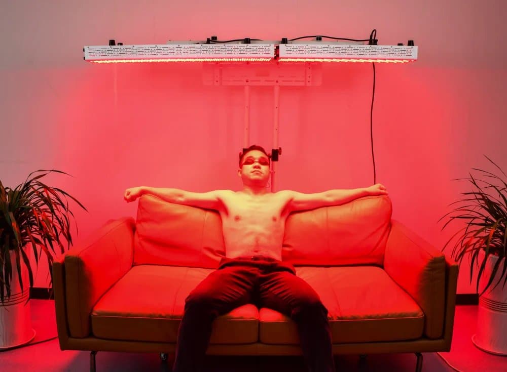 7 Best Red Light Therapy Devices in 2026: Full Body vs Targeted Treatment for Recovery & Wellness
