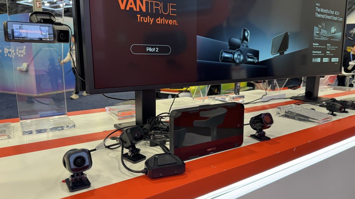 Vantrue Pilot 2 dash cam with thermal module and 6.25-inch display screen
